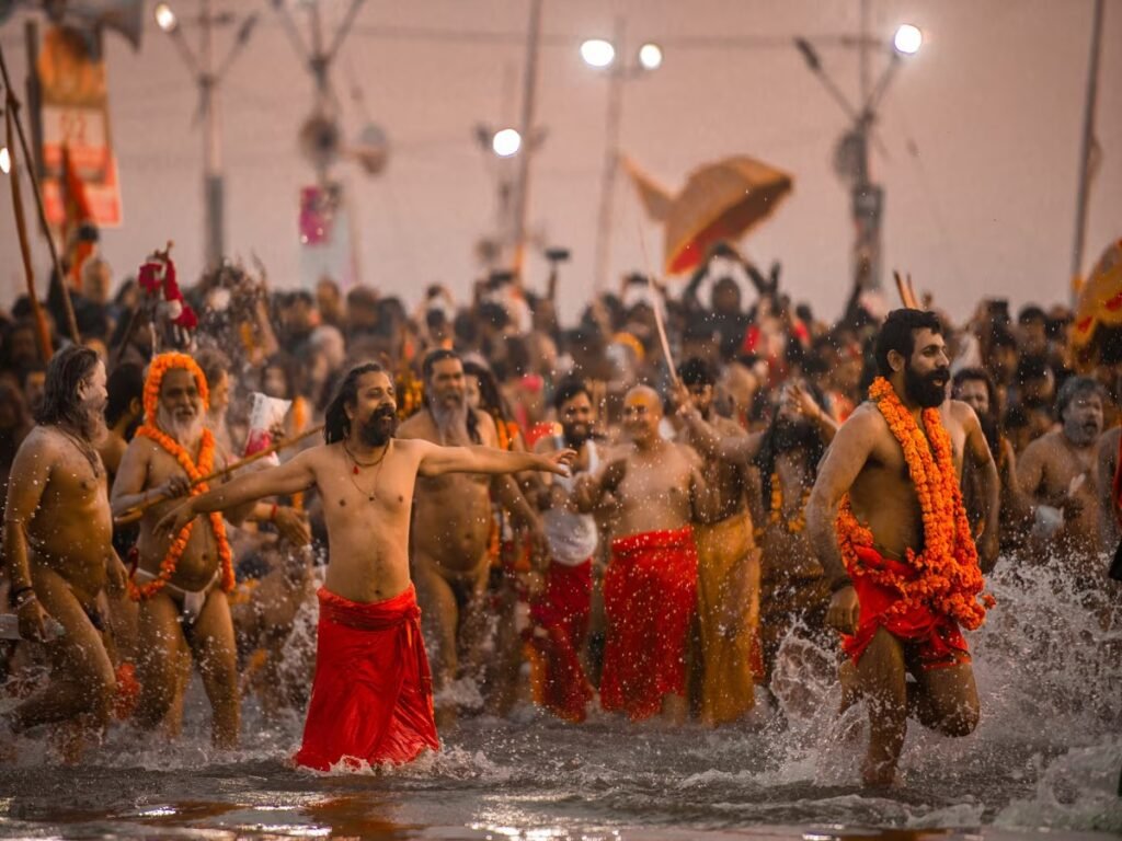 What is the difference between royal and nectar bath in Mahakumbh?