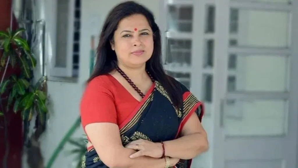 कैलाश मानसरोवर यात्रा पर गई मीनाक्षी लेखी हुई घायल