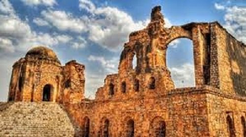 रहस्यमयी किला जहां प्रेतों को चिट्ठी लिखकर इच्छाएं होती हैं पूरी A mysterious fort where wishes are fulfilled by writing letters to ghosts.