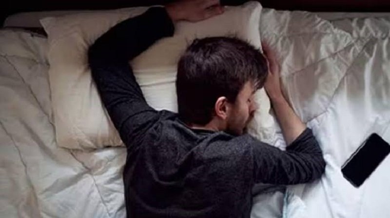 Health News : सोते है सीधा, उल्टा तो पढ़े खबर वर्ना पछतायेंगे Health News