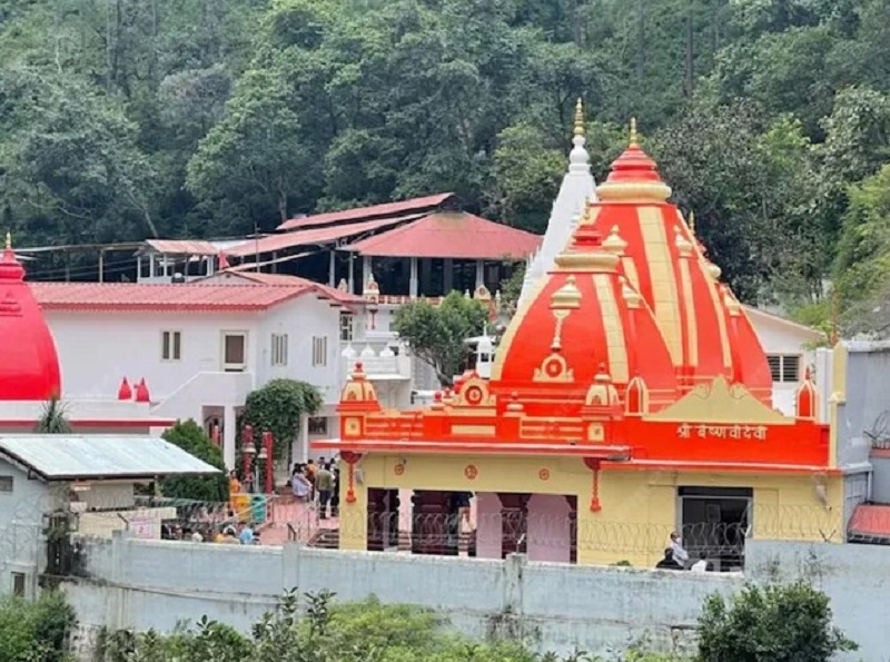 NeemKaroliBaba : जा रहे हैं कैंची धाम? इन 4 मंदिरों के दर्शन बिना अधूरे हैं बाबा नीब करौरी की यात्रा, जानें सभी की खासियत NeemKaroliBaba