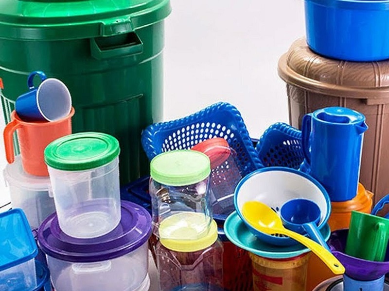 PlasticSilentKiller : साइलेंट किलर हैं ये 5 प्लास्टिक आइटम्स PlasticSilentKiller