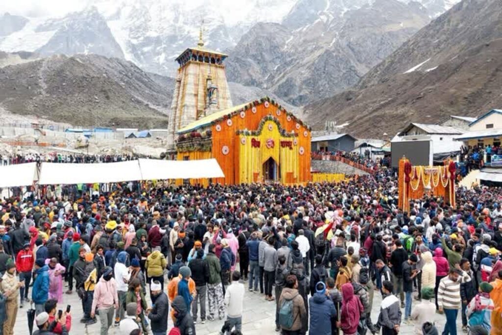 KedarnathDham : 3 दिन बाद खुली केदारनाथ यात्रा , गूंजे जयकारे KedarnathDham